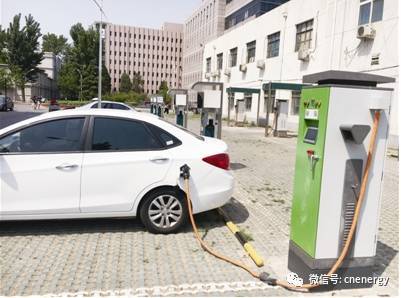 象牙塔內，電動車的現實依舊“骨感”.jpg