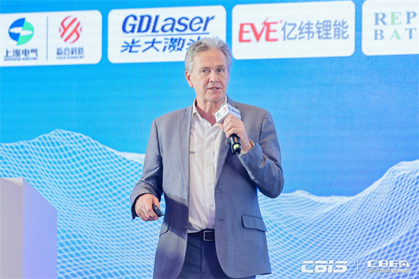德國(guó)飛頁公司CEO威利·塔克：《調(diào)整時(shí)期的電動(dòng)航空前景展望》